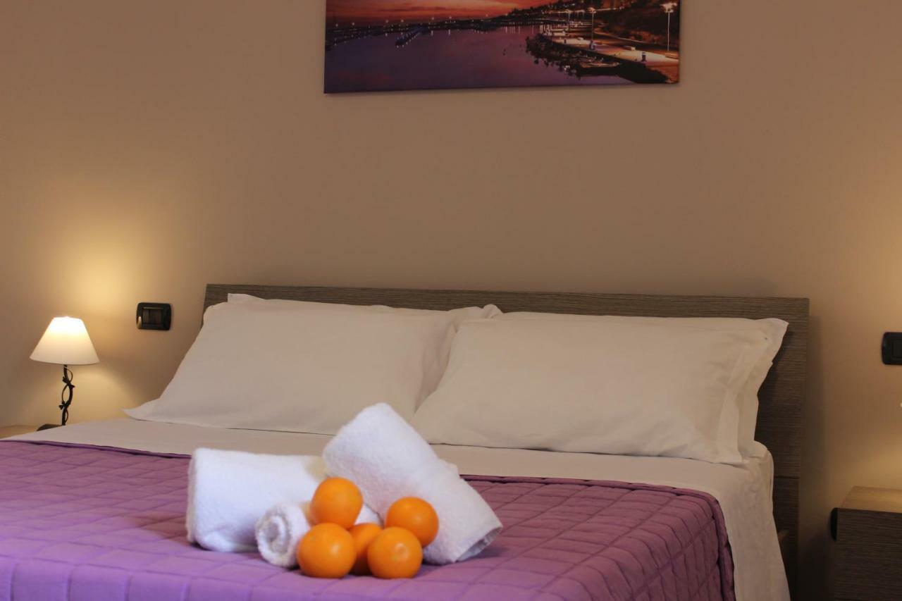 La Lantana Villa Marina di Ragusa Bagian luar foto